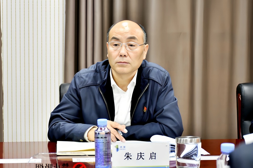 民主生活會(huì )2.jpg